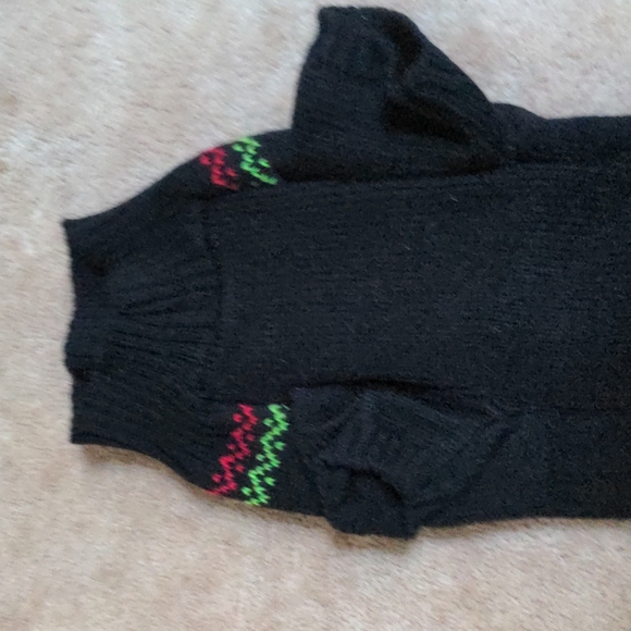 ❤️ Dog Sweater Rudolph Small NWOT 💥HOST CHOICE 💥 - Picture 7 of 10
